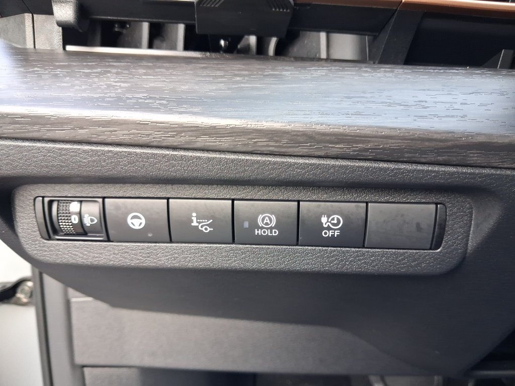 Certified 2023 Nissan Ariya FWD image 29