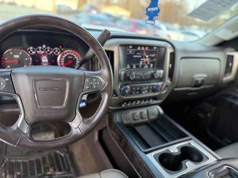 Used 2015 GMC Sierra 2500 Denali w/ Duramax Plus Package image 19