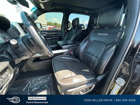 Used 2019 RAM 1500 Laramie AWD/4WD image 15
