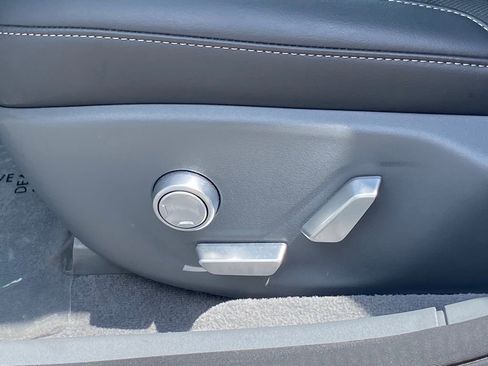 Used 2024 Lucid Air Pure image 42