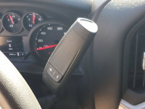 Used 2025 Chevrolet Silverado 1500 Custom image 26