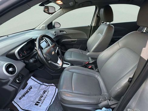 Used 2017 Chevrolet Sonic Premier image 17