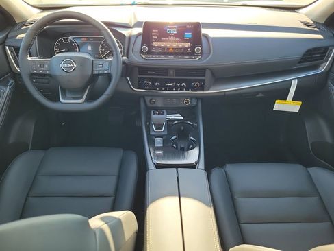 New 2026 Nissan Rogue SV FWD image 6