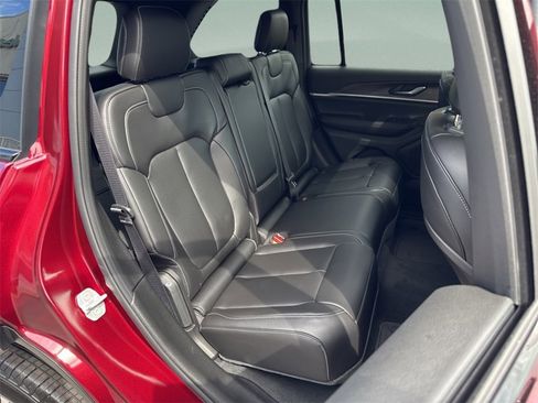 Used 2025 Jeep Grand Cherokee Limited w/ Trailer Tow Package image 33