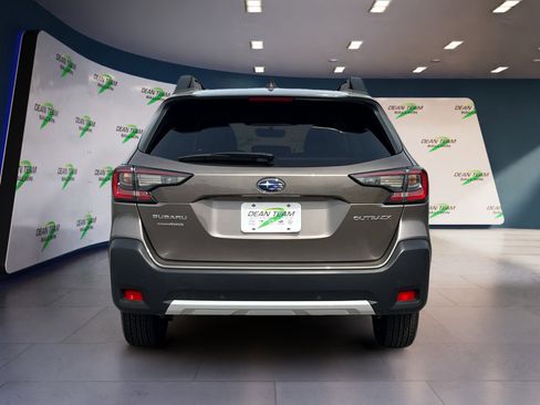 Used 2024 Subaru Outback Limited image 6