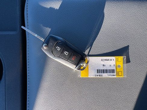 Used 2022 Ford F150 XL w/ Equipment Group 101A High image 18