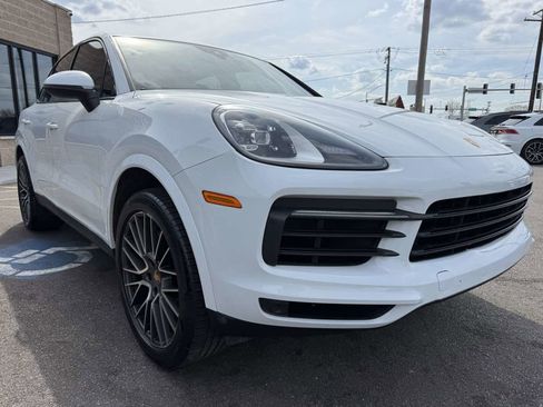 Used 2019 Porsche Cayenne AWD/4WD image 3
