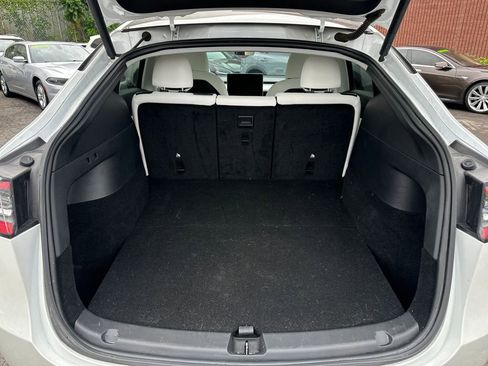 Used 2021 Tesla Model Y Long Range image 20