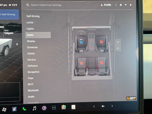 Used 2024 Tesla Cybertruck AWD Crew Cab image 36
