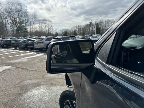 Used 2022 Chevrolet Silverado 1500 LT image 15