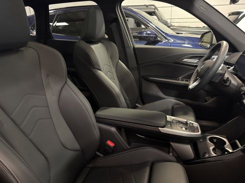 Used 2025 BMW X1 xDrive28i w/ Premium Package image 24