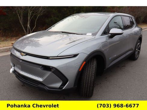 New 2026 Chevrolet Equinox EV LT image 3