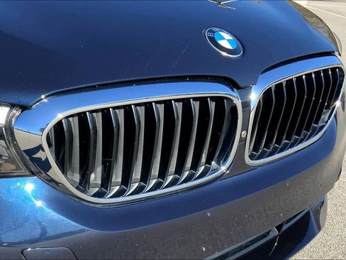 Used 2020 BMW 530i xDrive 530i xDrive w/ Premium Package image 31