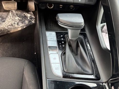 Certified 2023 Hyundai Elantra SEL w/ Convenience Package image 16