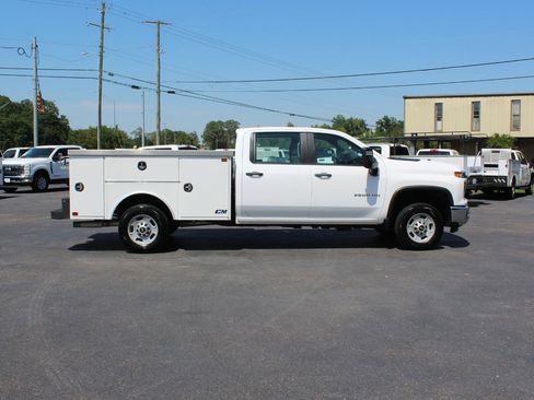Used 2024 Chevrolet Silverado 2500 W/T w/ WT/CX Safety Package AWD/4WD image 7