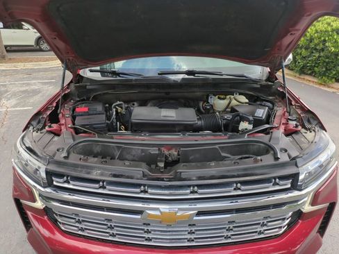 Used 2021 Chevrolet Tahoe Premier w/ Premium Package image 26