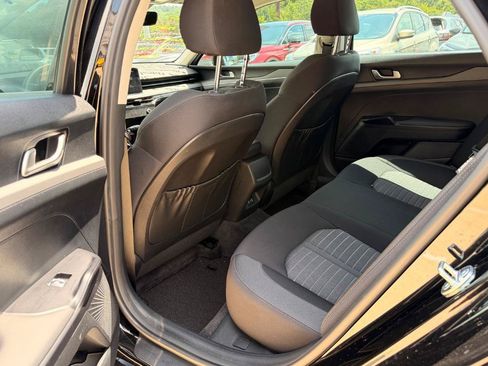 Used 2025 Kia K5 LXS FWD image 6