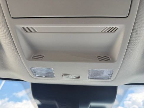 New 2025 Ford Maverick XLT image 30