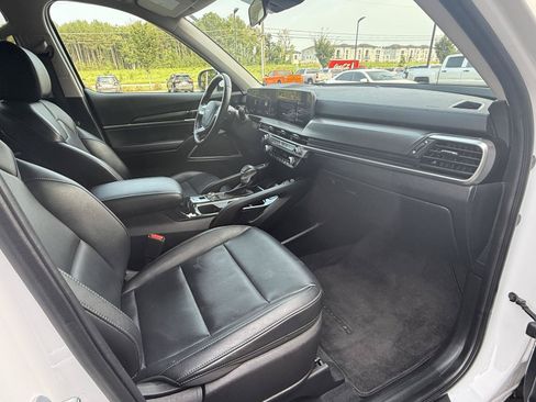Used 2024 Kia Telluride S AWD/4WD image 24