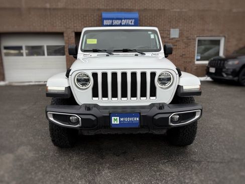 Used 2018 Jeep Wrangler Unlimited Sahara w/ Cold Weather Group image 2
