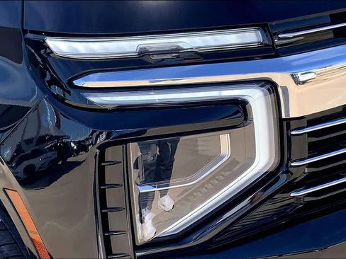 Used 2025 Chevrolet Tahoe LT image 27