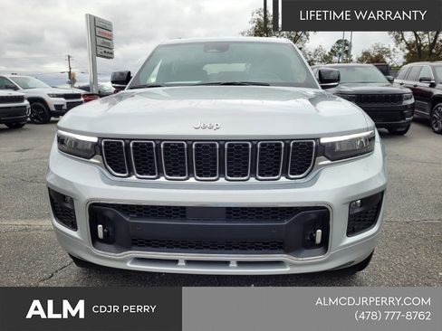 New 2025 Jeep Grand Cherokee L Overland w/ Luxury Tech Group IV AWD/4WD image 19