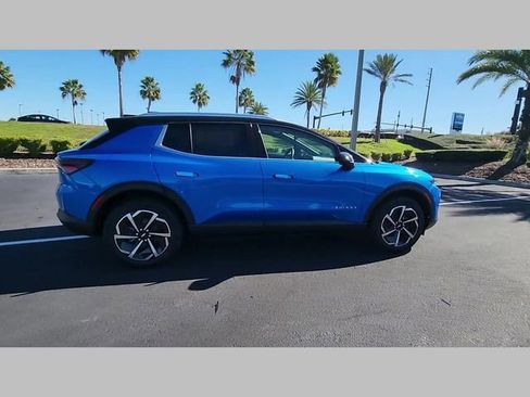 New 2026 Chevrolet Equinox EV LT image 29