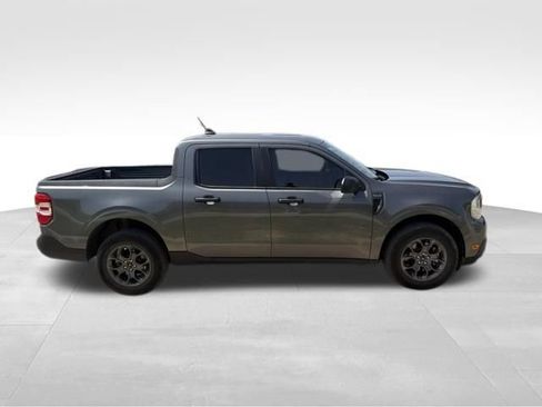 Used 2024 Ford Maverick XLT FWD image 2