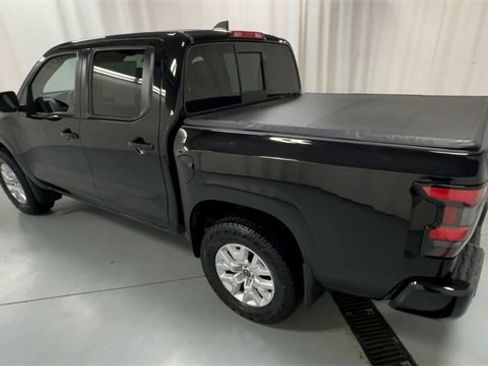 Used 2022 Nissan Frontier SV image 6