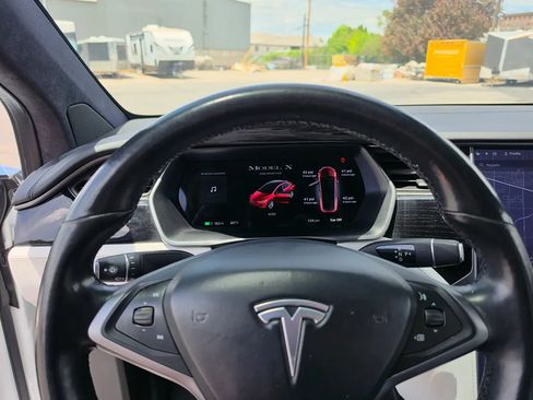 Used 2020 Tesla Model X Long Range AWD/4WD image 26