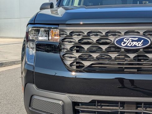 New 2025 Ford Maverick XL image 13