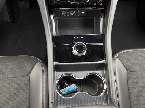 New 2025 Jeep Grand Cherokee L Altitude image 17