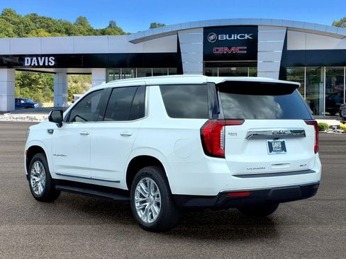 Used 2022 GMC Yukon SLT w/ SLT Premium Package AWD/4WD image 4