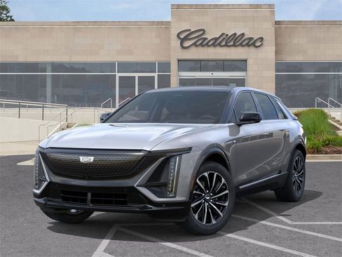 New 2025 Cadillac Lyriq Sport image 6