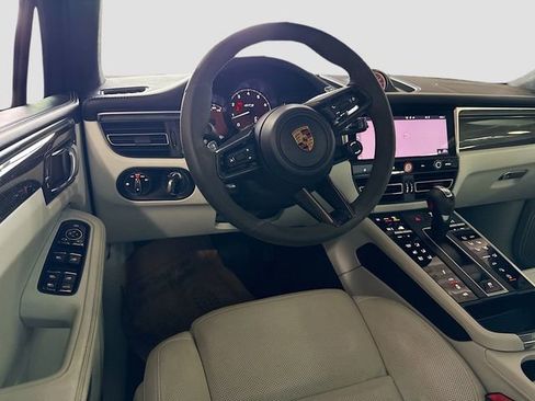 Used 2022 Porsche Macan GTS AWD/4WD image 24