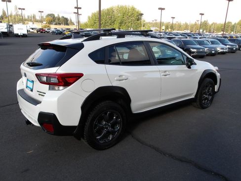 Used 2022 Subaru Crosstrek 2.5i Sport w/ Moonroof Package AWD/4WD image 5