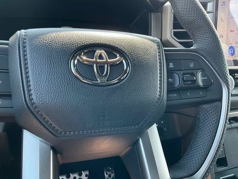 Used 2025 Toyota Tundra Limited w/ TRD Off-Road Package AWD/4WD image 20