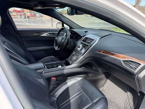Used 2017 Lincoln MKZ Reserve w/ Climate Package AWD/4WD image 11
