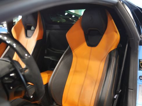 Used 2016 Lamborghini Huracan LP 610-4 Avio AWD/4WD image 15