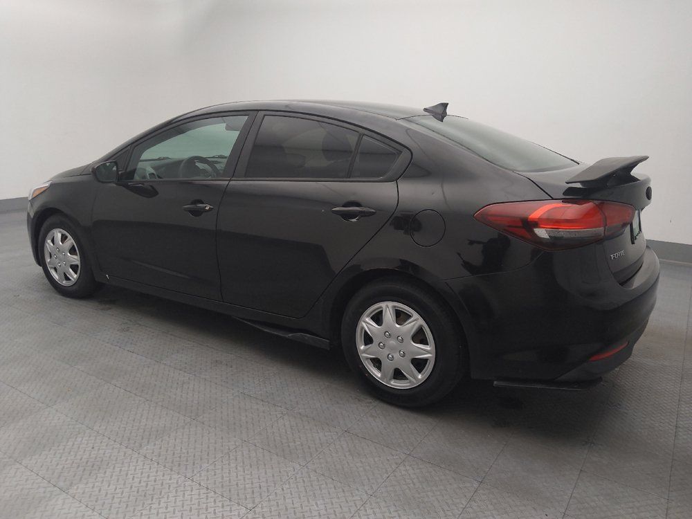 Used 2017 Kia Forte LX FWD image 3