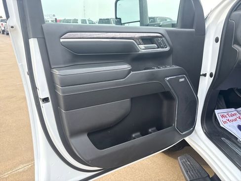 Used 2024 Chevrolet Silverado 3500 LTZ w/ LTZ Plus Package image 13