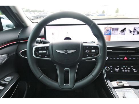 Used 2026 Genesis GV70 2.5T AWD/4WD image 15