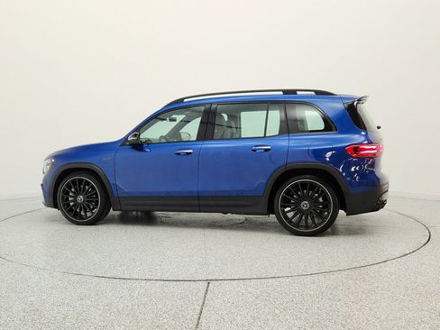 Used 2025 Mercedes-Benz GLB 35 AMG 4MATIC image 8
