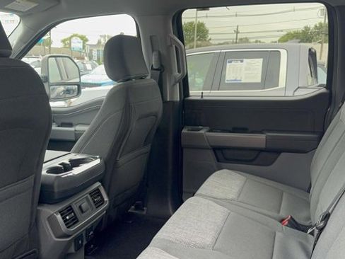 Certified 2022 Ford F150 XLT w/ Equipment Group 302A High image 27