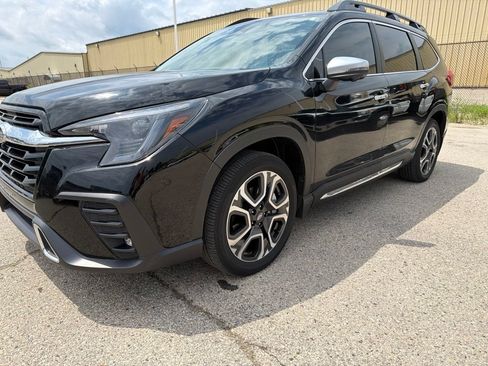 Used 2023 Subaru Ascent Touring w/ Popular Package #2A AWD/4WD image 2