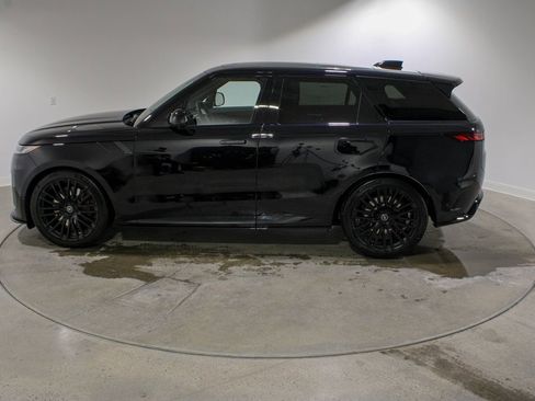 Used 2025 Land Rover Range Rover Sport SV Edition Two image 2