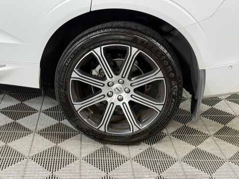 Used 2020 Volvo XC60 T5 Inscription w/ Protection Package FWD image 11
