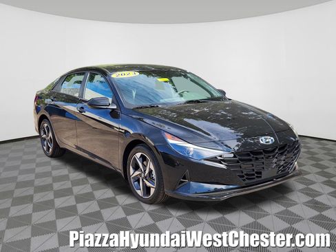 Certified 2023 Hyundai Elantra SEL w/ Convenience Package FWD image 1