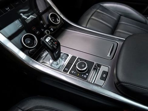 Used 2019 Land Rover Range Rover Sport HSE image 53