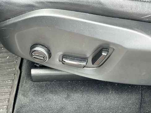 Used 2021 Volvo XC90 T5 Momentum w/ Protection Package image 22